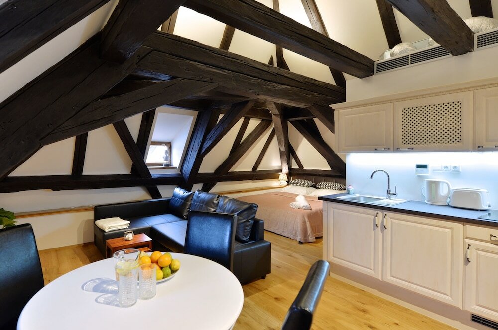 Фото Old Town Boutique Apartments