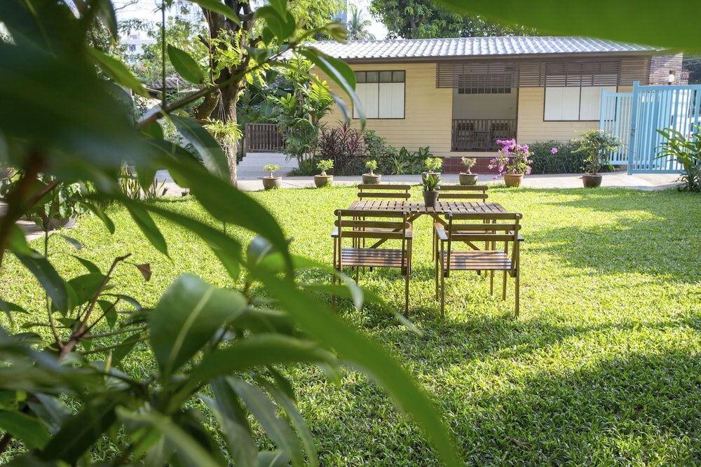 Фото The Bangkokians City Garden Home