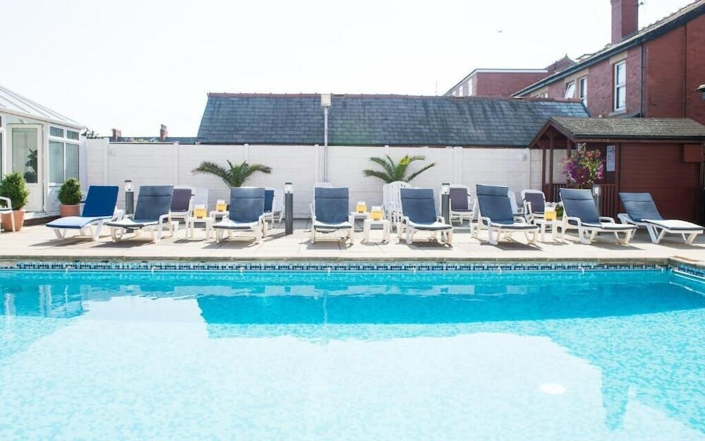 Фото The Doric Hotel