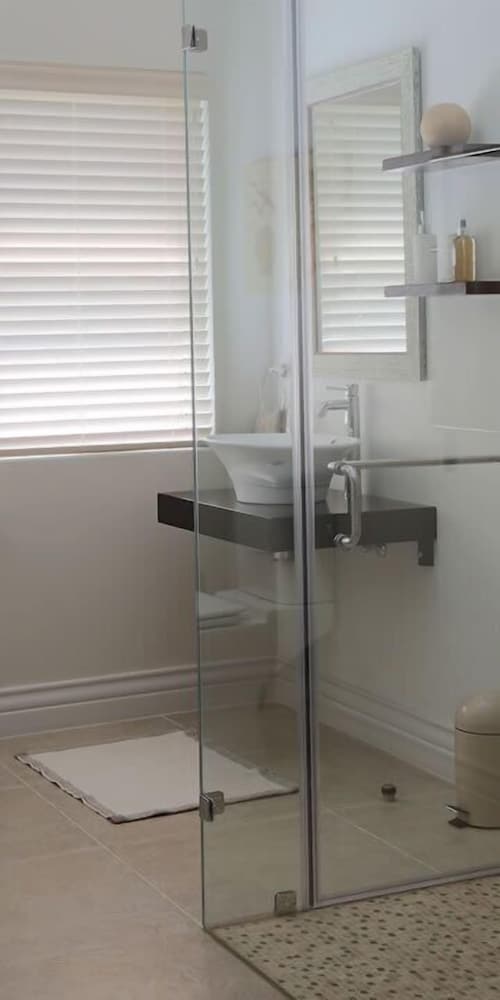 Фото Kingsmead Guest House