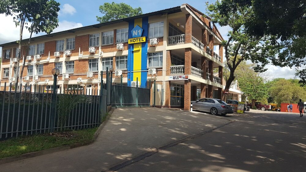 Фото The N1 Hotel & Campsite Victoria Falls