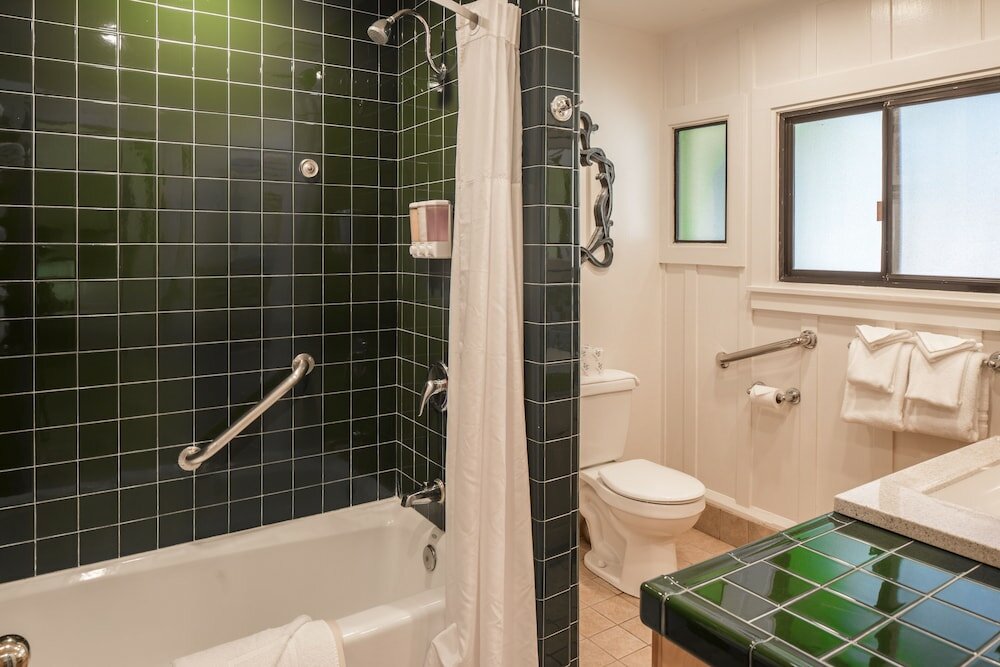 Фото Andril Fireplace Cottages