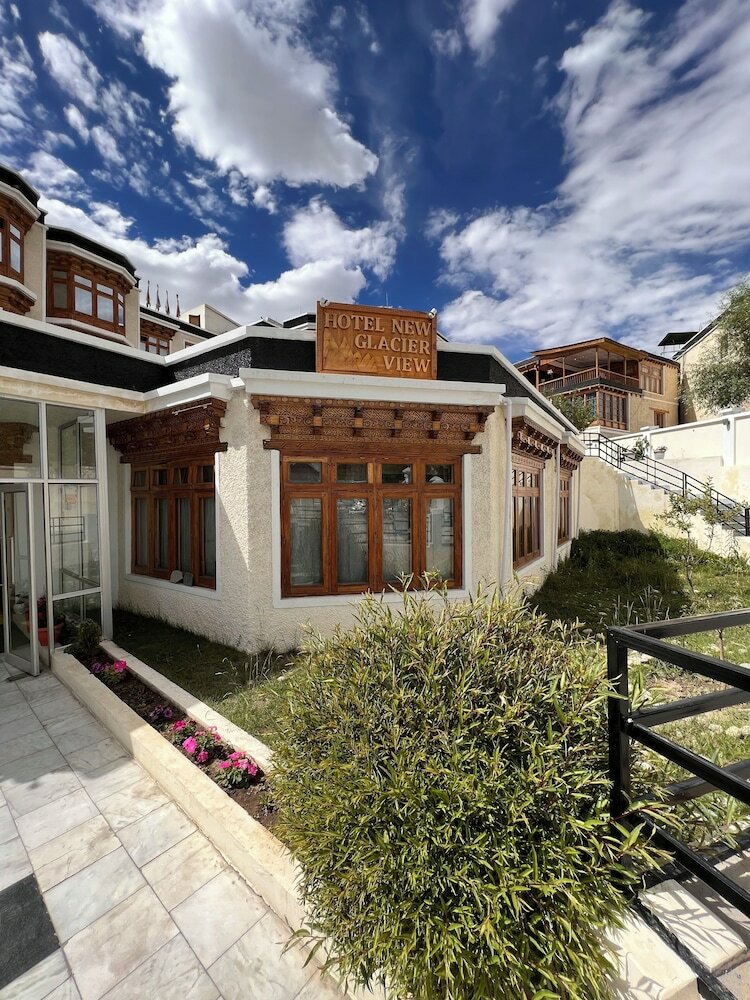Фото Hotel New Glacier View