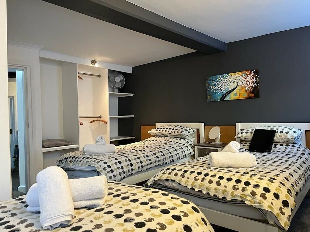 Фото St George's Guesthouse