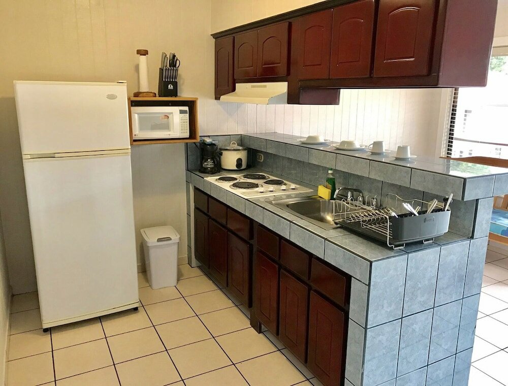 Фото Prado Inn & Suites