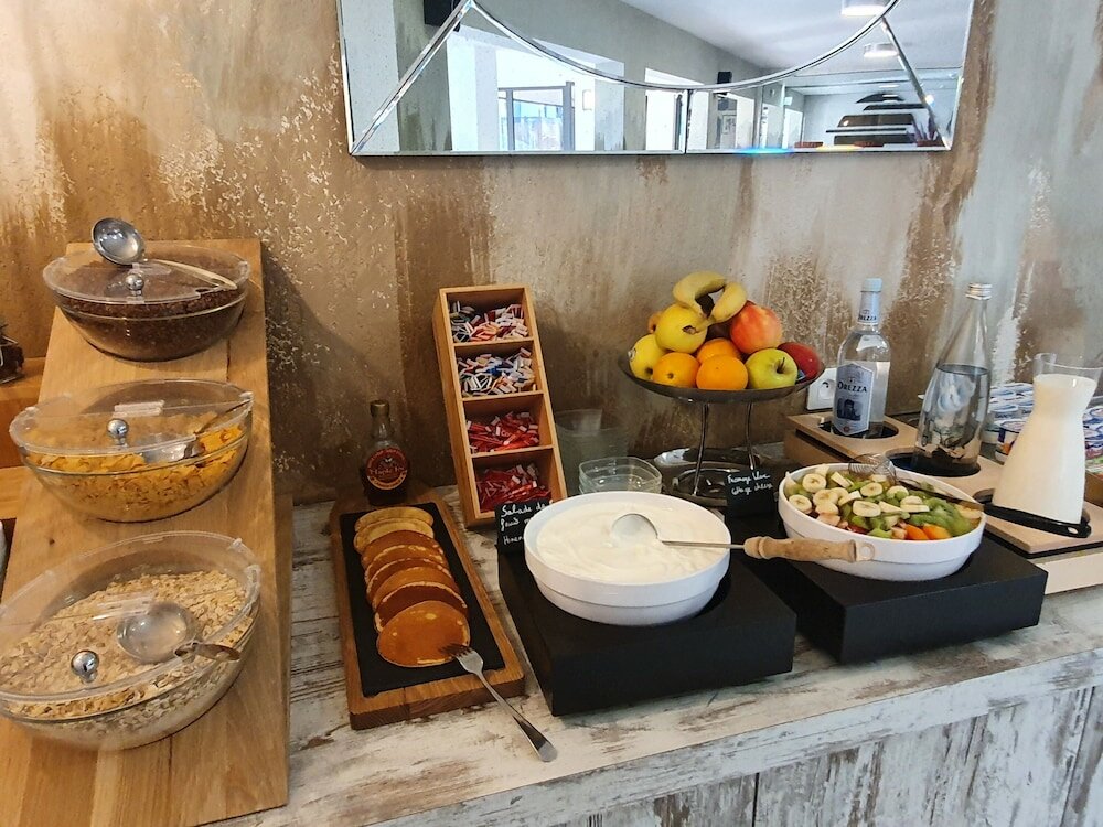 Фото Hotel Mariana