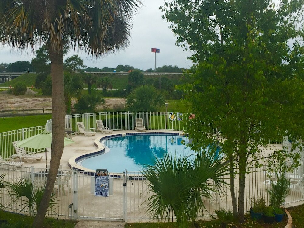 Фото Rodeway Inn