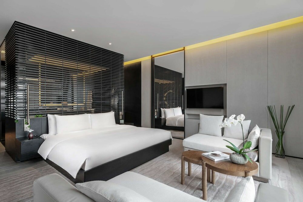 Фото The Temple House