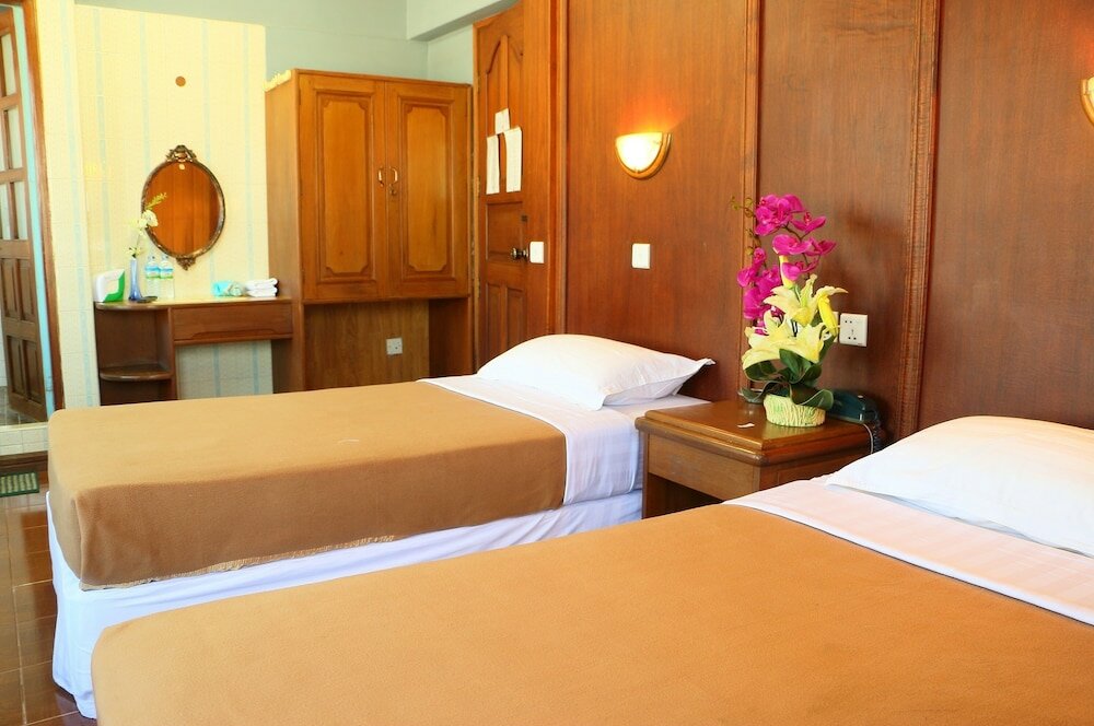 Фото Royal City Hotel