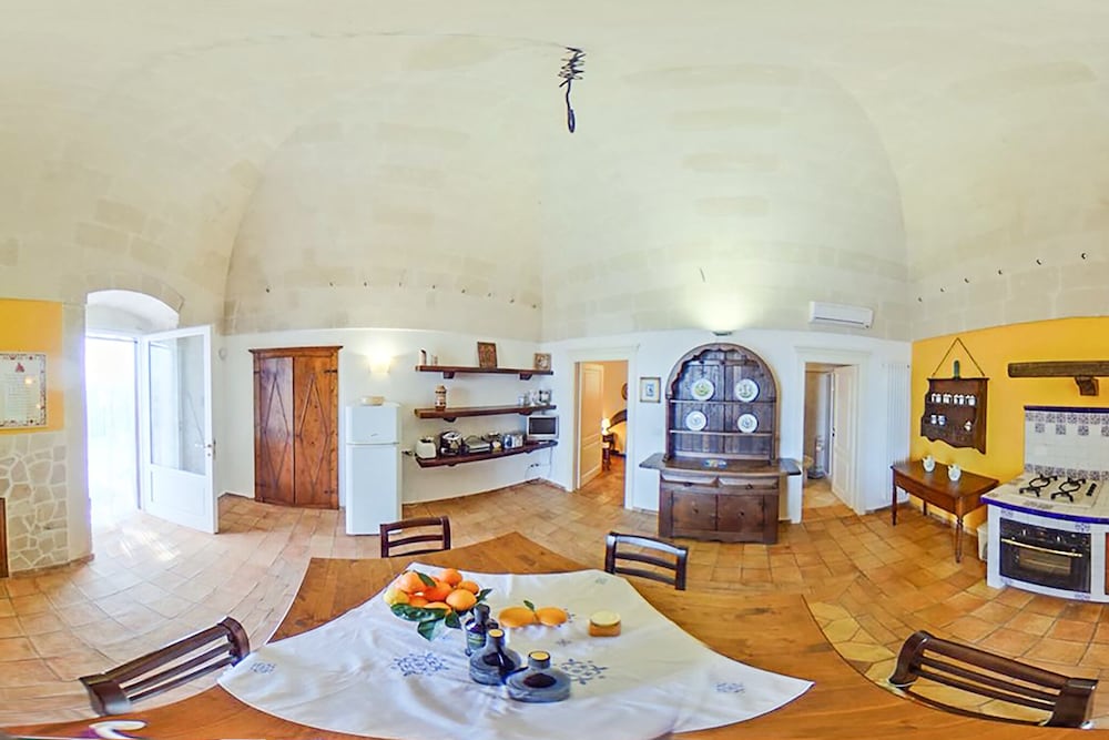 Фото Agriturismo La Stornara