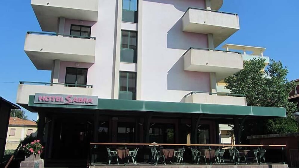 Фото Hotel Sabra
