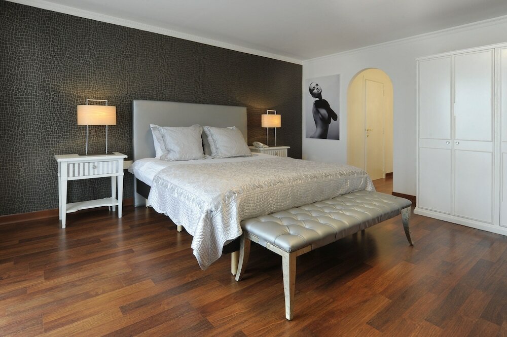 Фото Van der Valk Hotel Nazareth - Gent