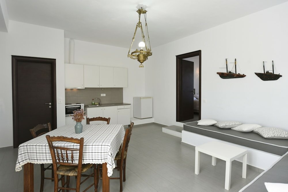 Фото Tsakanos Home