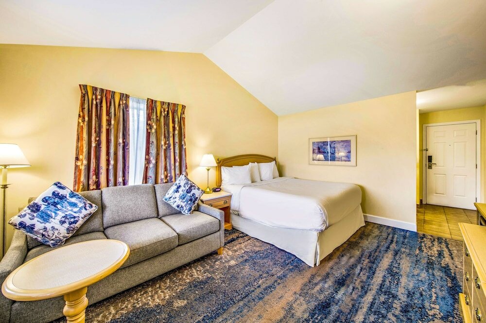 Фото Kootenay Lakeview Resort, Bw Signature Collection