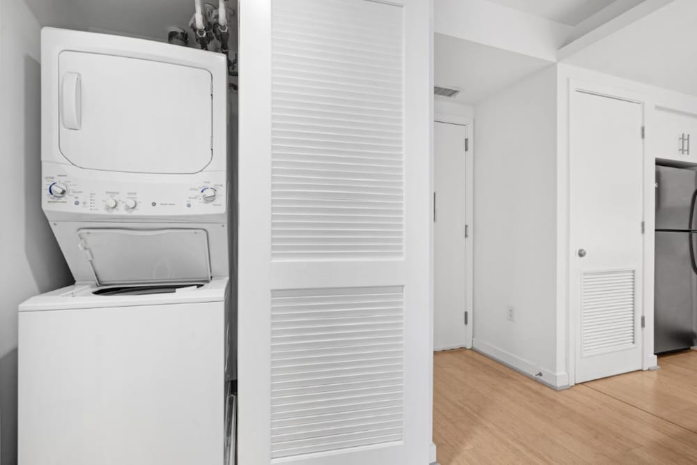 Фото Global Luxury Suites at Chinatown