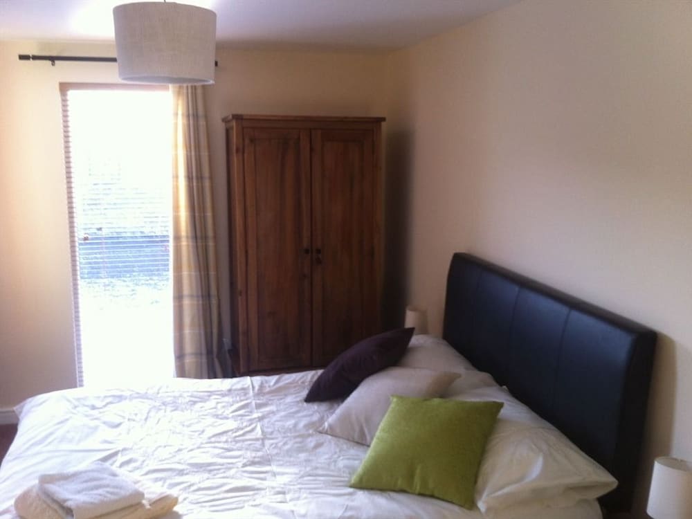 Фото Riverside Apartments