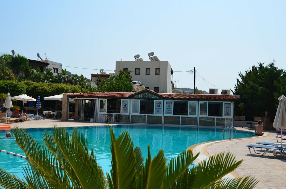 Фото Hotel Pefkos Beach