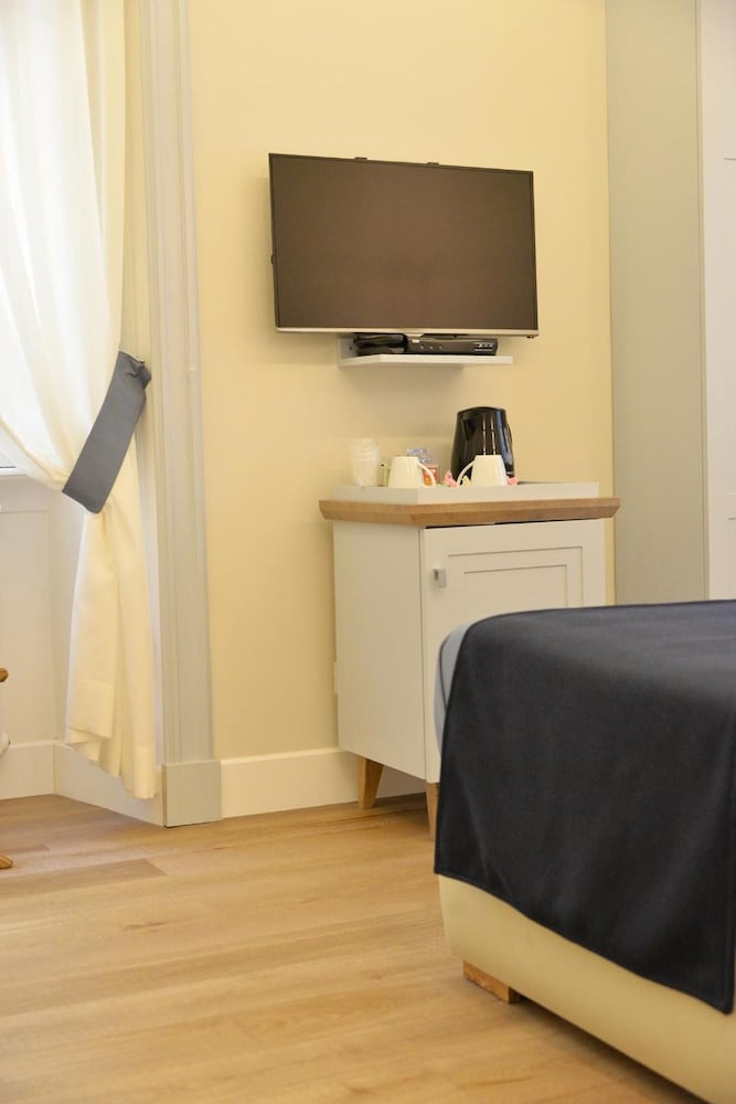 Фото Little Rose Residence