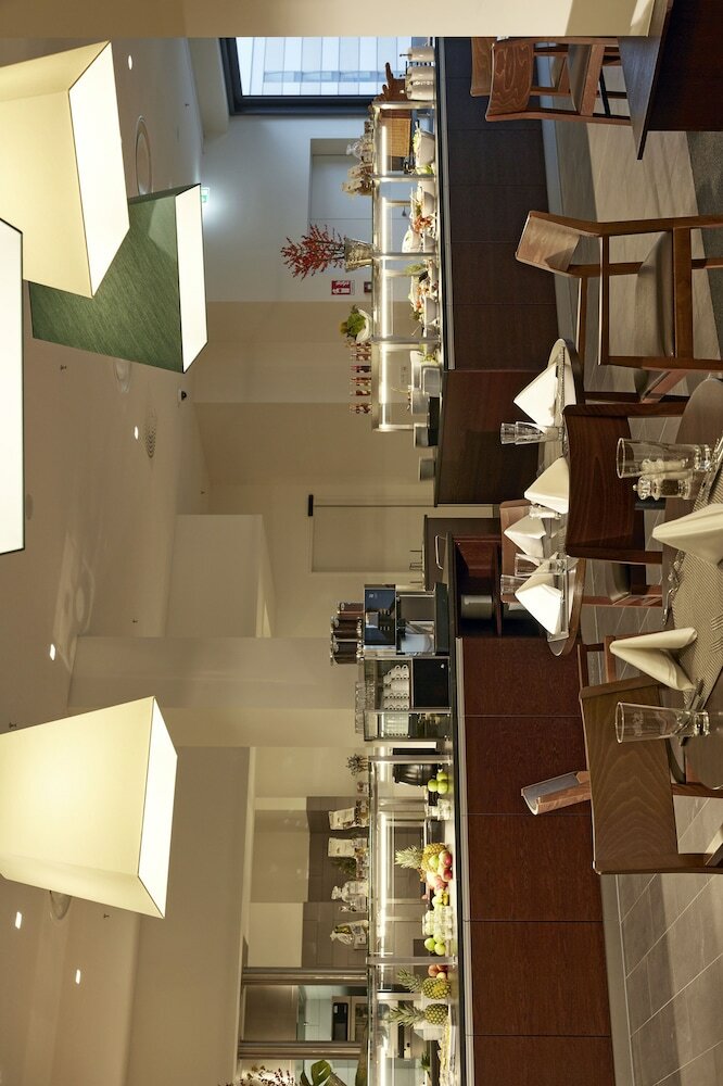 Фото Hyperion Hotel