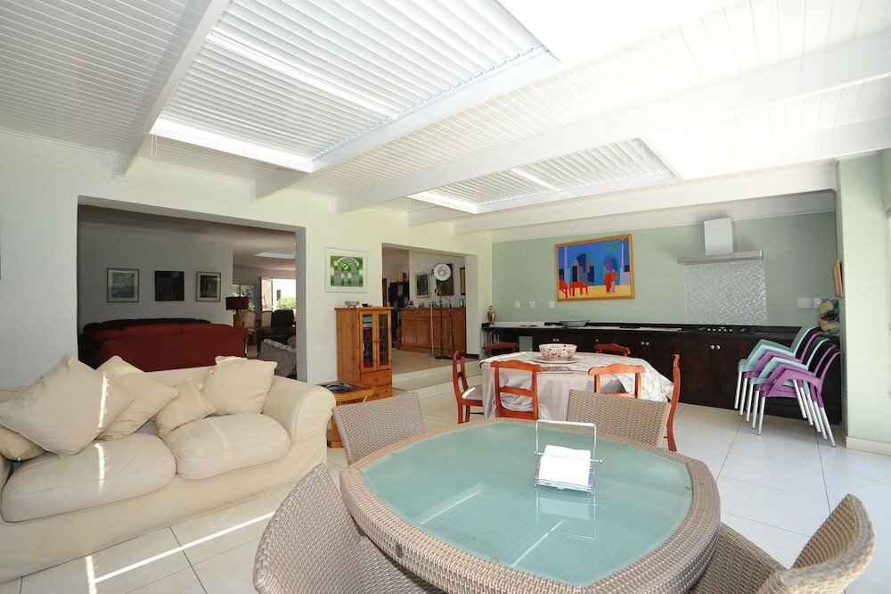 Фото Fifteen On Orange