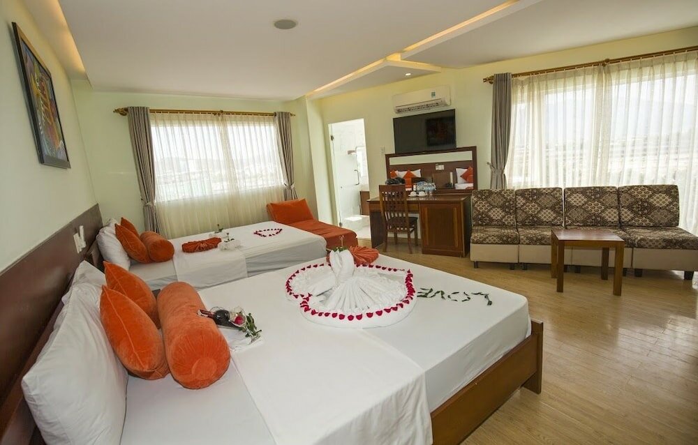 Фото Art Deluxe Hotel