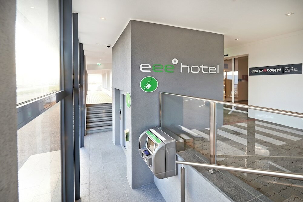 Фото Eee Hotel Marchtrenk