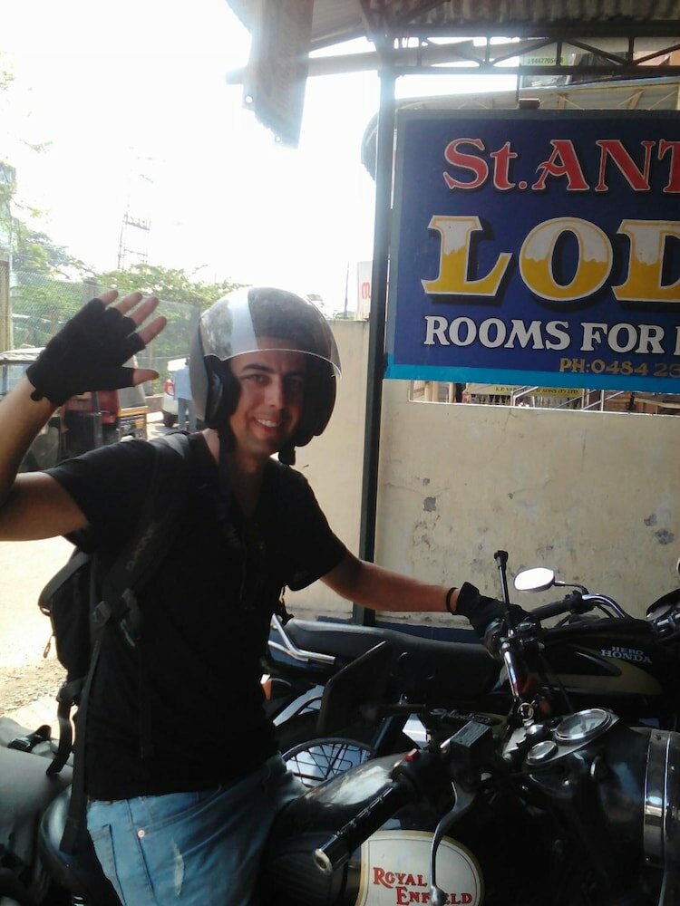 Фото St. Antonys Lodge Ernakulam Market