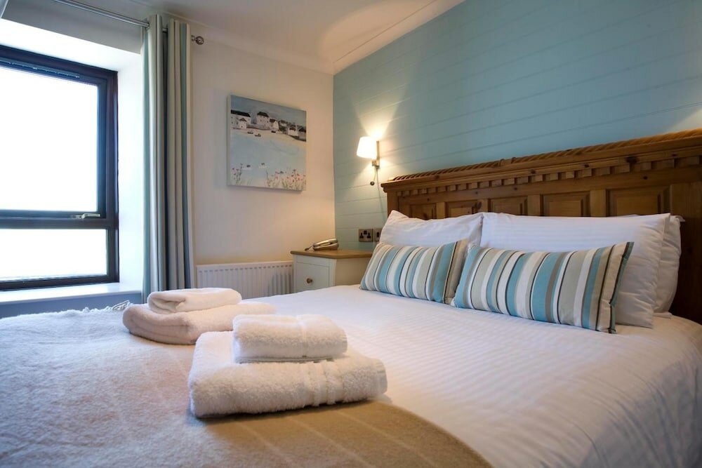 Фото The Port William