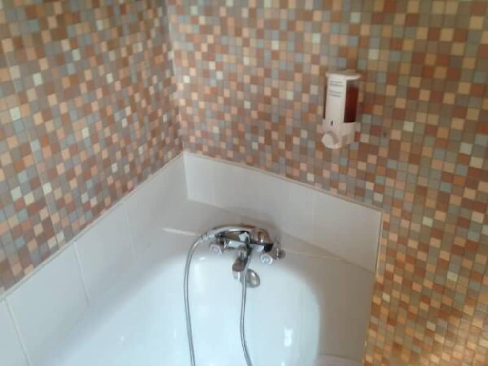 Фото Hôtel Le Rochegude