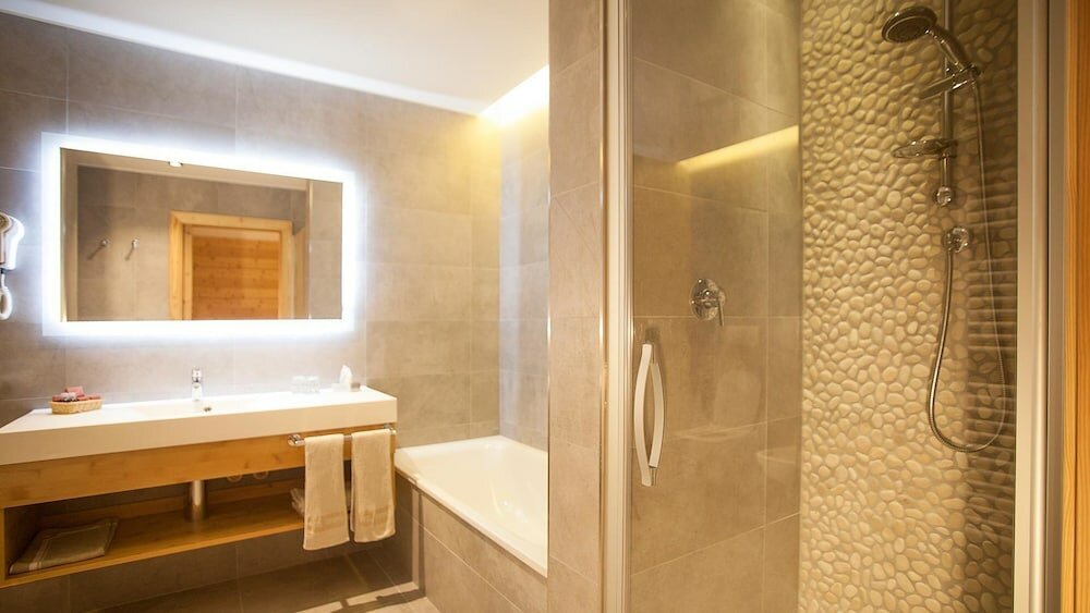 Фото Alpine Charme & Wellness Hotel Europeo