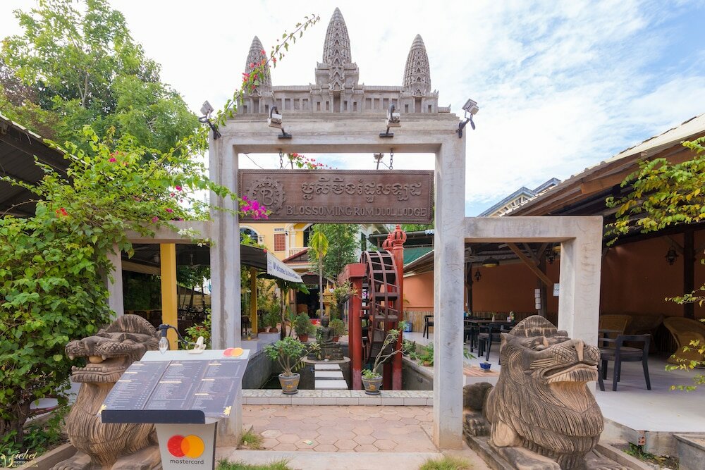 Фото Blossoming Romduol Boutique