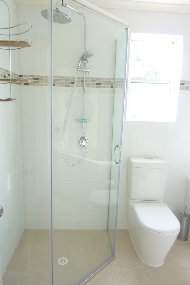 Фото Charles Reuben Estate