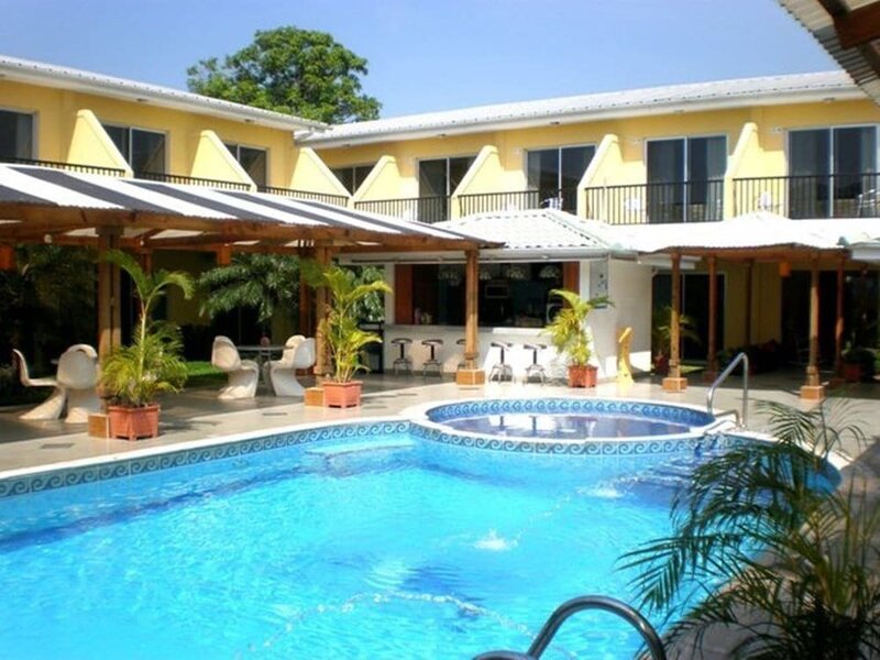 Гостиница Hotel Costa Azul County Beach