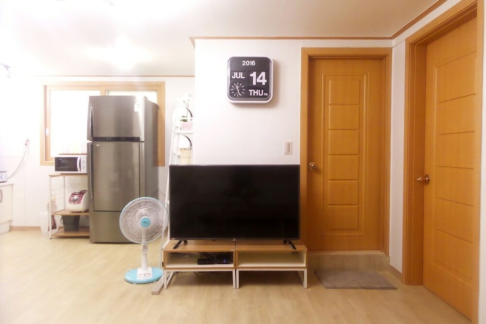 Фото Hongdae Lai Lai house