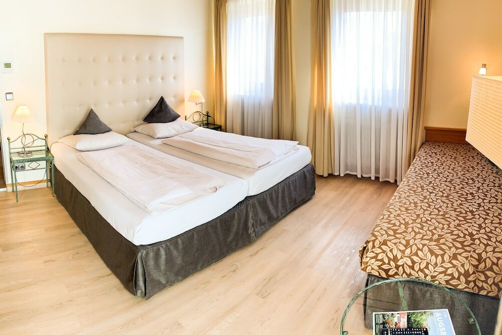 Фото City Hotel Ost am Kö