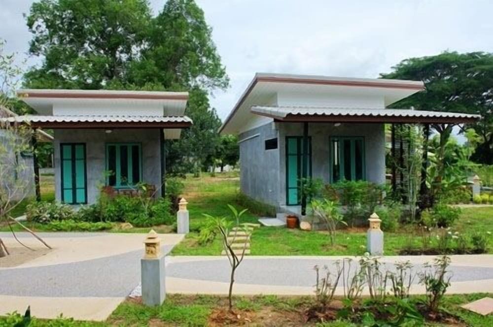 Фото The Gleam Resort