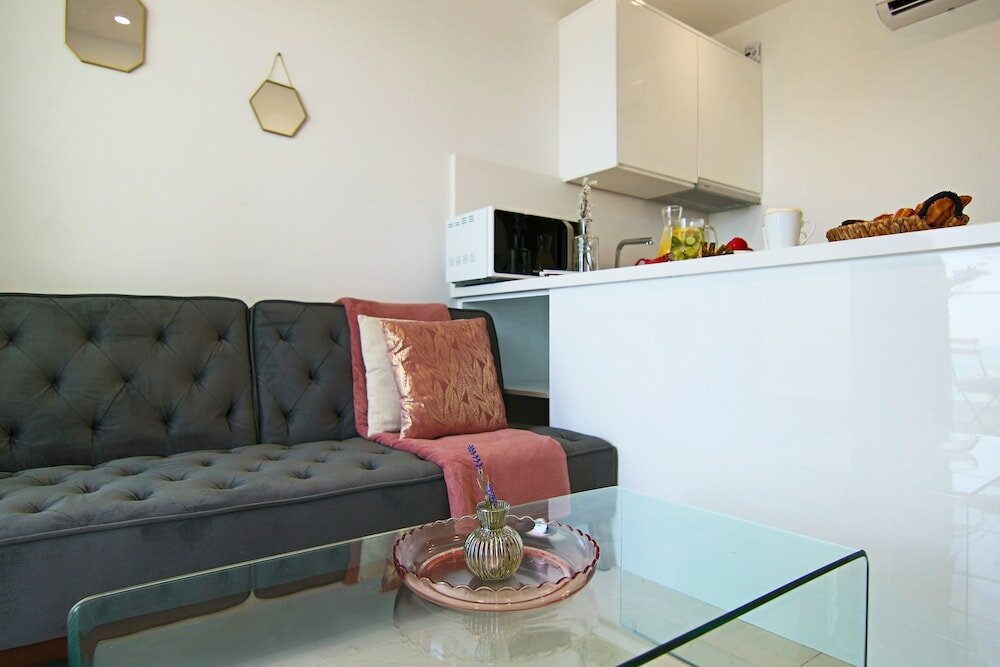 Фото Phaedrus Living Onyx Flat Lighthouse 48