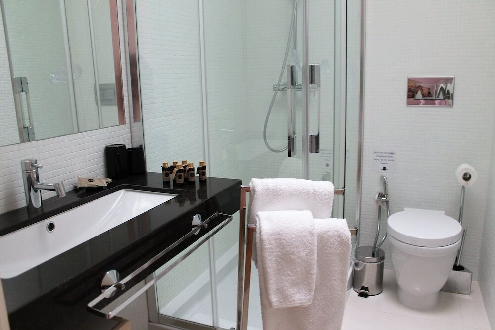 Фото Altido Bairro Alto 2-br Apartment w/Large Terrace