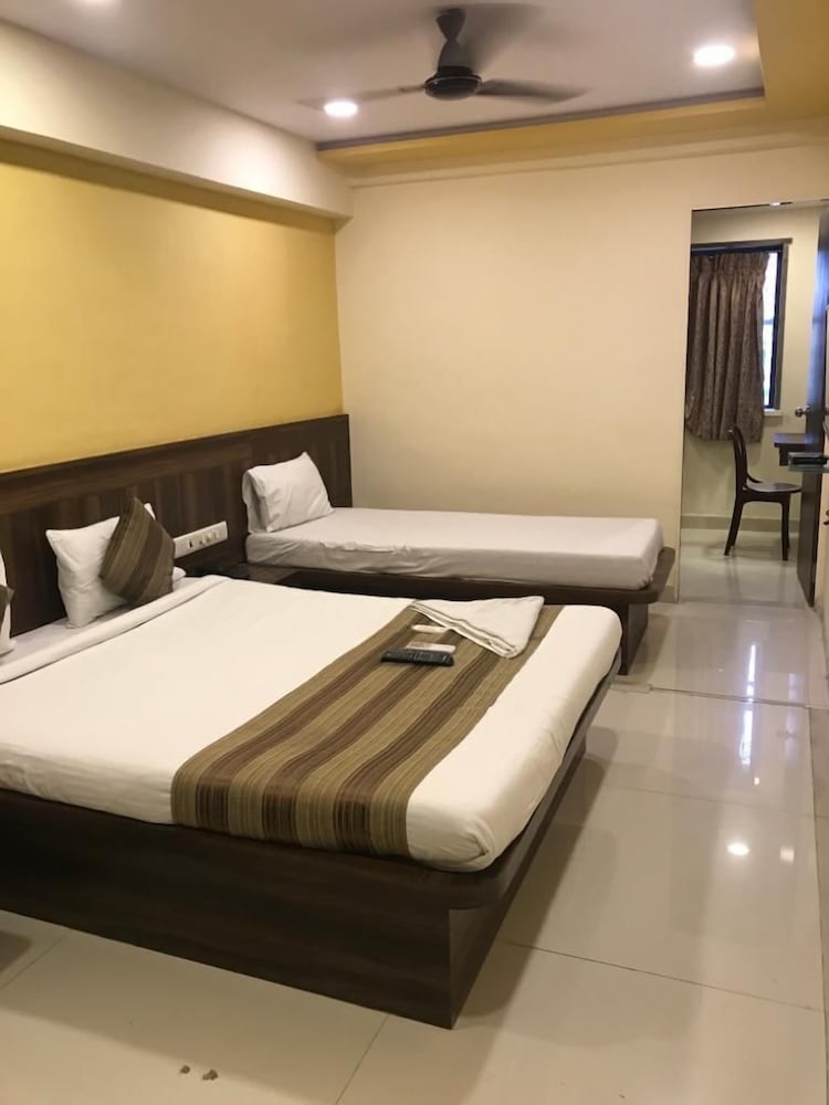 Фото Lucky Service Apartments