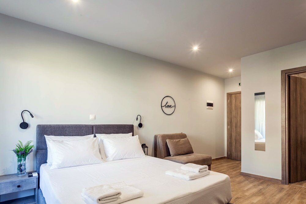 Фото Raise Heraklion Boutique Apartments