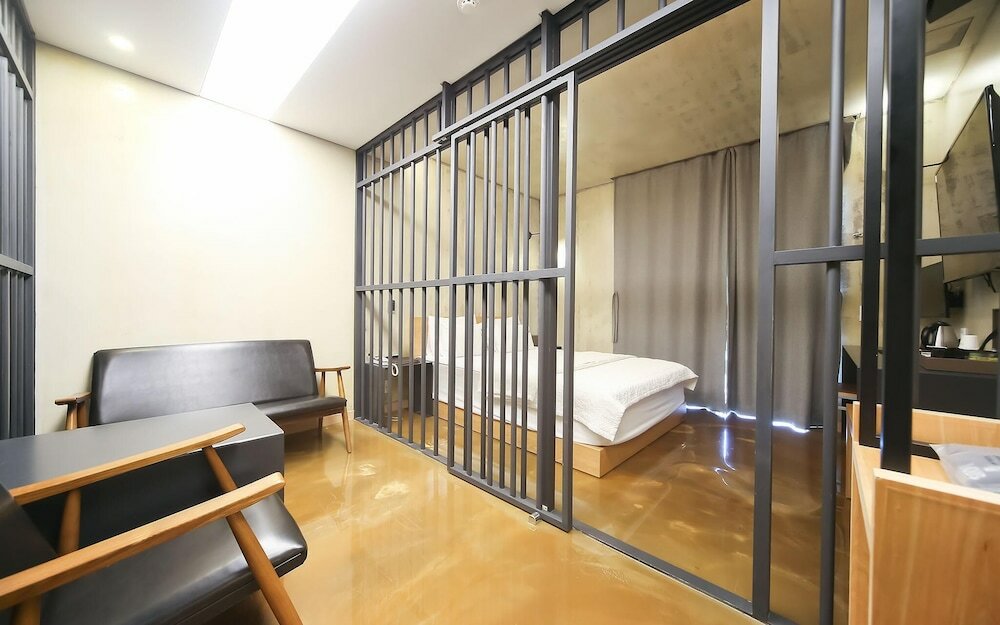 Фото Changwon Jinhae Lewis Hotel