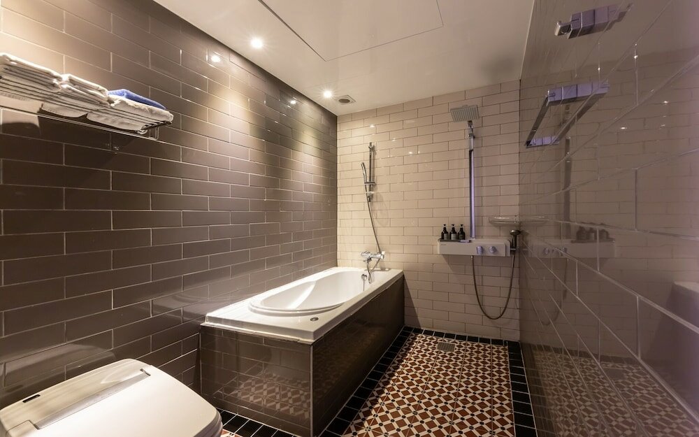 Фото Brown Dot Gimhae Eobang