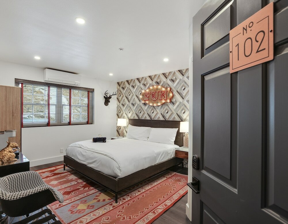 Фото The Creekstone