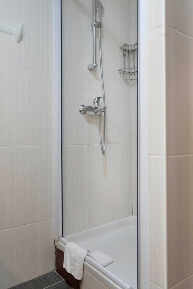 Фото Spacious 2bdr Apartment With a Cute Balcony