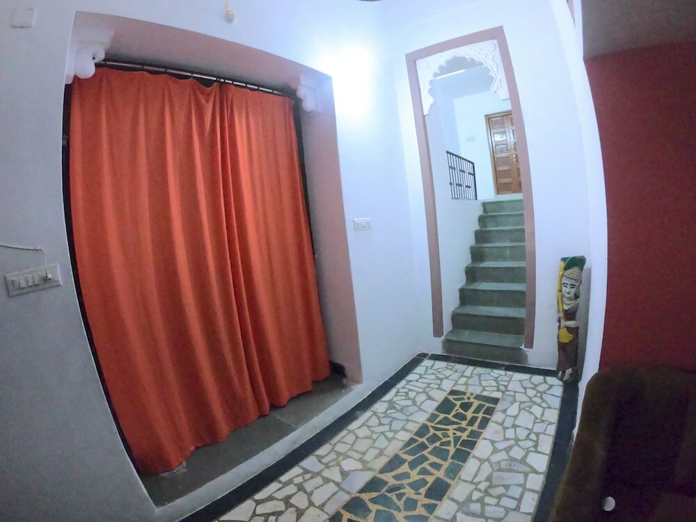 Фото Piggy Hostel Udaipur