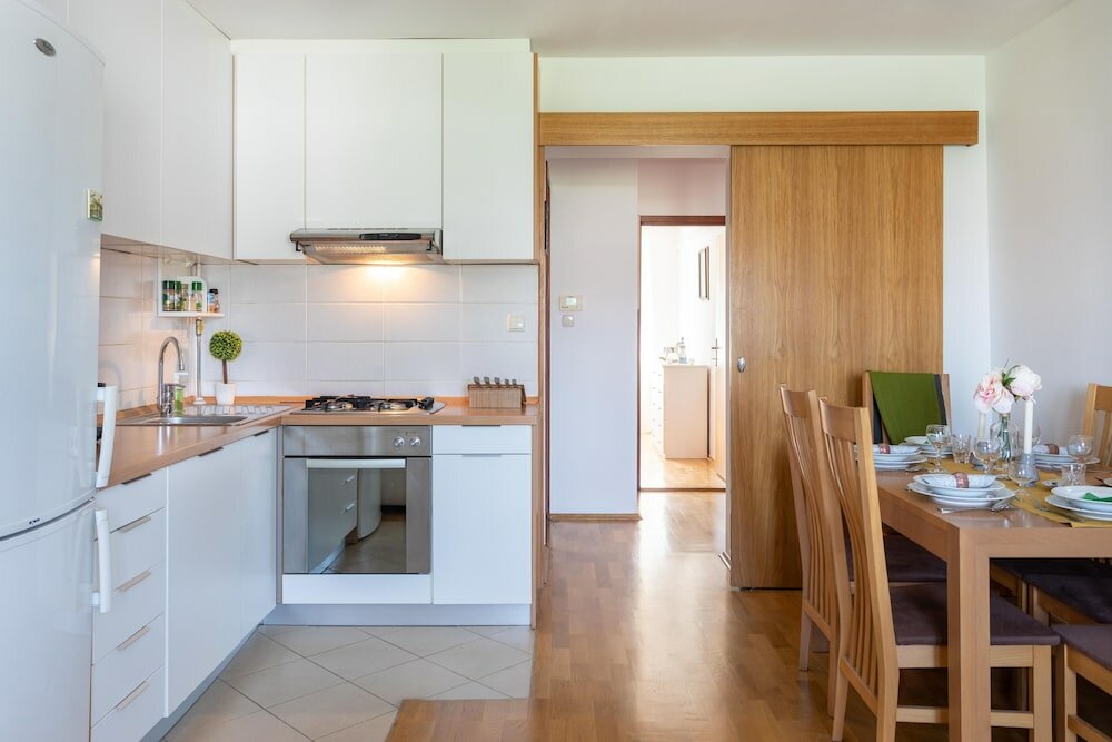 Фото Spacious 2bdr Apartment With a Cute Balcony