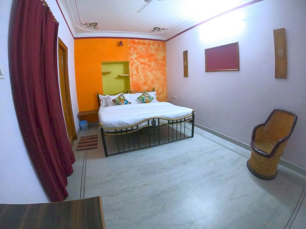 Фото Piggy Hostel Udaipur