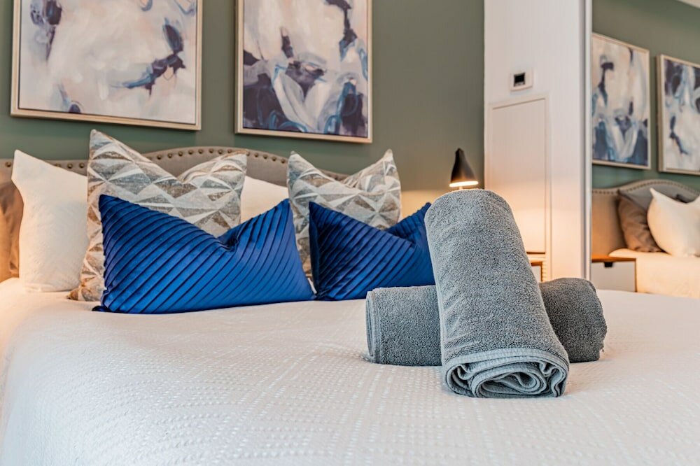 Фото The Bay Suites - Entertainment Dist