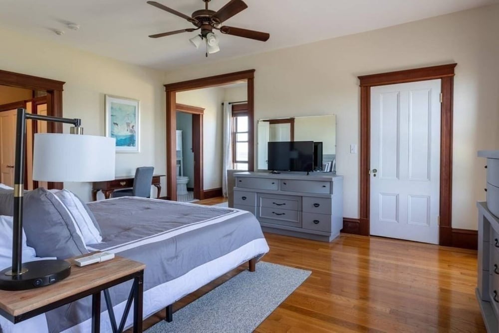 Фото Miramar Escape