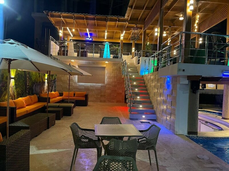 Гостиница Halibut Hotel